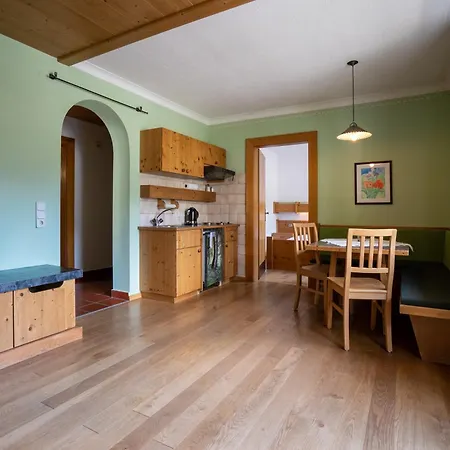 Ferienpension Senfter Lägenhetshotell 3*