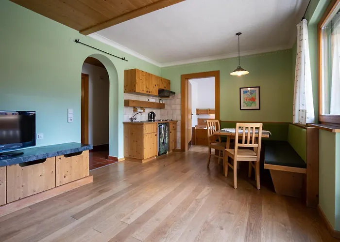 Ferienpension Senfter Lägenhetshotell 3*