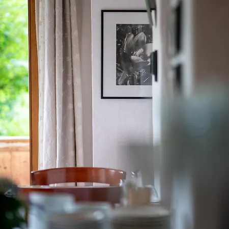 Ferienpension Senfter Lägenhetshotell Innervillgraten